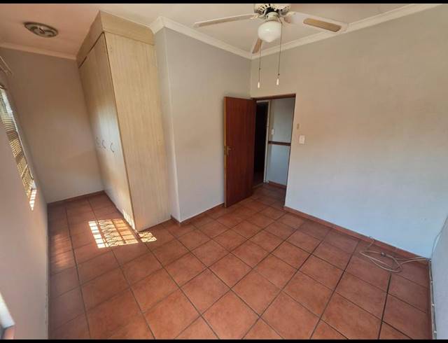 3 BEDROOM TOWNHOUSE FOR SALE IN VANDERBIJLPARK